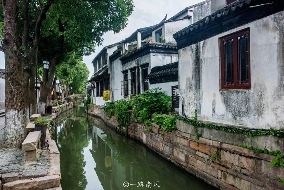 市领导调研我市外贸工作
